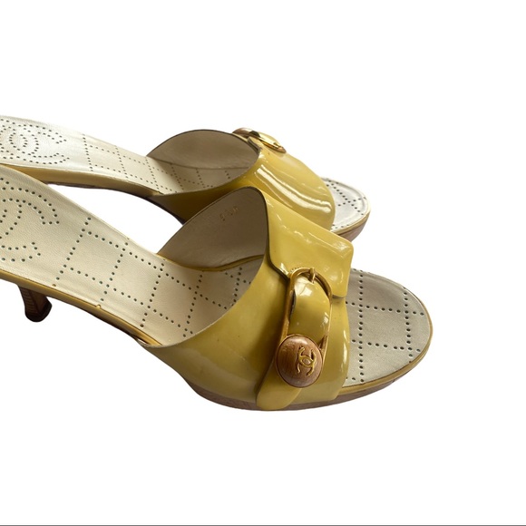 Chanel Perforated Leather CC Wooden Sandals Mules - Picture 2 of 4